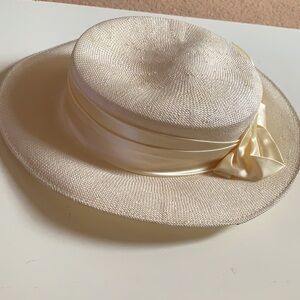 VINTAGE MISS BIERNER SUMMER HAT CREAM STANDARD SS MADE USA